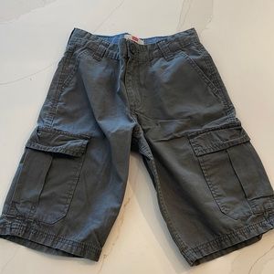Levi cargo shorts in grey